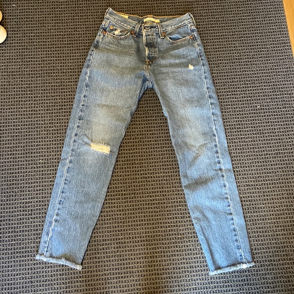 Levi’s wedgie jeans - Picture 1 of 3